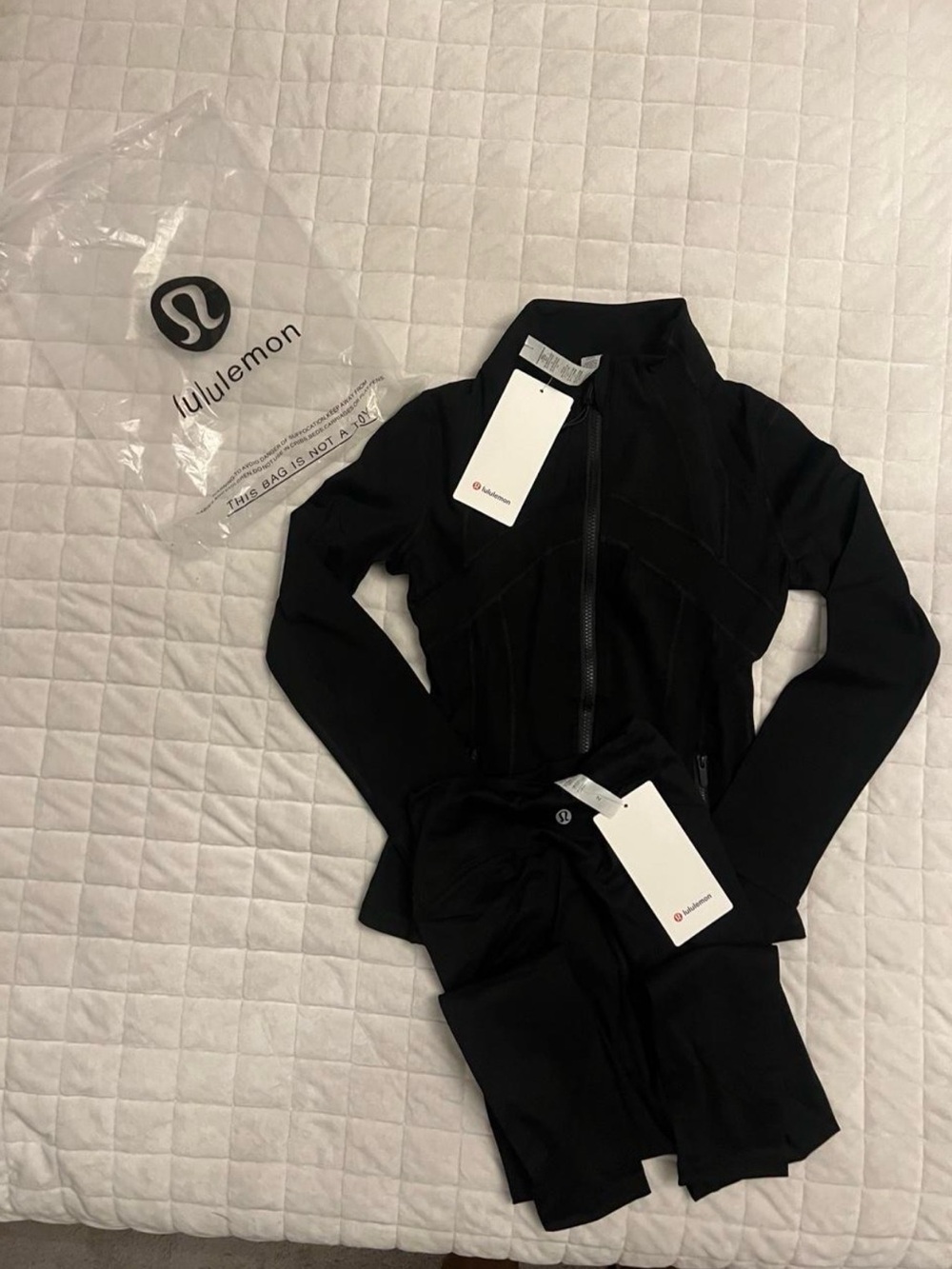 lululemon athletica Women’s Black Zip-Up Jacket